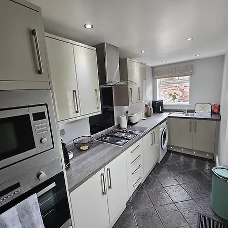 Ashley House, Carlisle Holiday home *